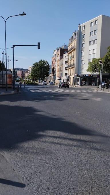 Joli Appart A 10 Minutes De Paris En Metro - Parking Offert Saint-Ouen  Bagian luar foto