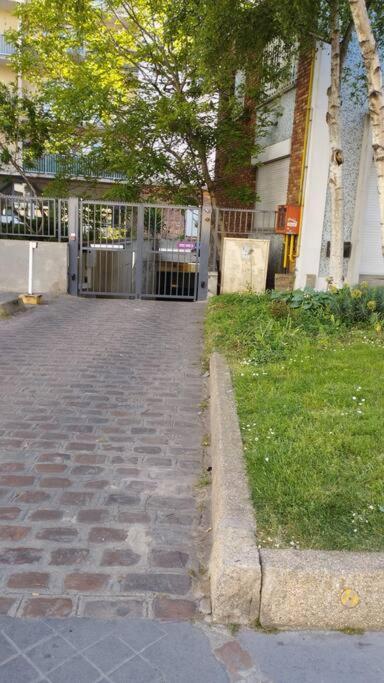 Joli Appart A 10 Minutes De Paris En Metro - Parking Offert Saint-Ouen  Bagian luar foto